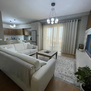apt-garden-building-luxury.hotels-in-tirana.com/